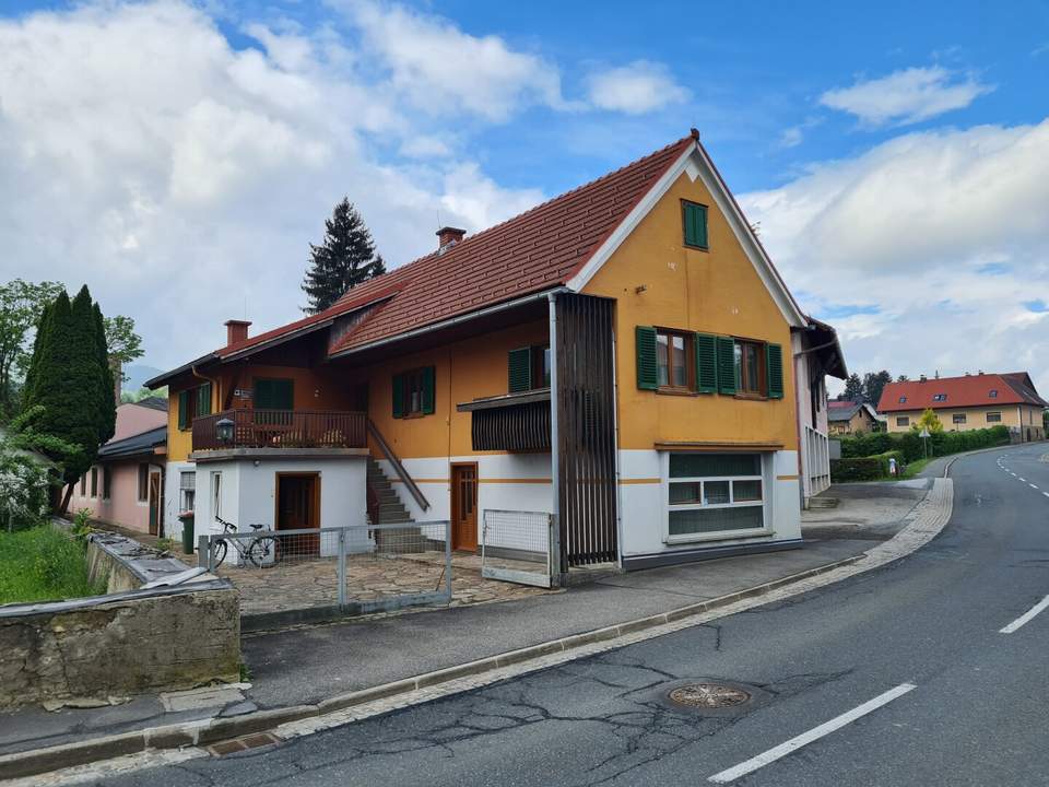 Bestehendes Betriebsobjekt - Tischlerei mit Produktions- und Lagerflächen, Garagenhalle sowie weitere Grünflächen im Bauland