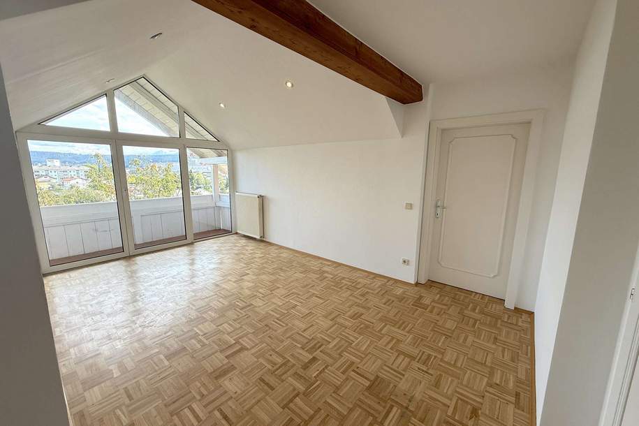 Penthouse-Feeling: Stilvolle 3-Zimmer-Wohnung in Villach zur Miete, Wohnung-miete, 990,00,€, 9500 Villach(Stadt)