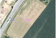 Ackerfläche in der Nähe von Brückl