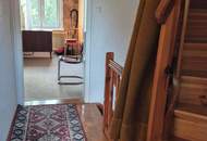 Renovierungsbedürftiges Mittelreihenhaus