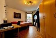 SUPER FLAIR UND SONNIGE DACHTERRASSE IN ZENTRALER LAGE