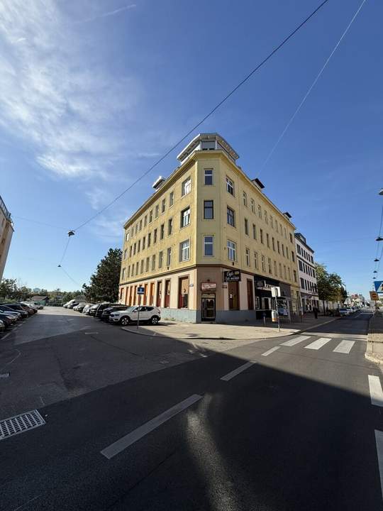 Bestandsfreier und entkernter Massagesalon - Leopoldauer Straße 66
