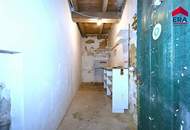 RESERVIERT! Sanierter Bauernhof mit zwei Wohnungen und großem Grundstück