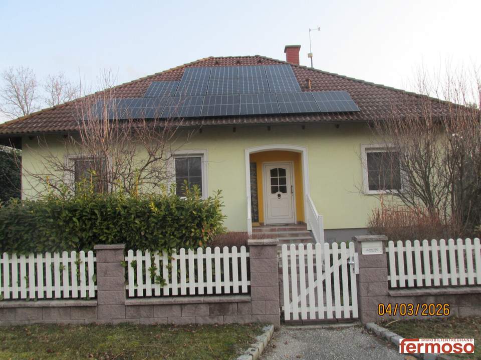 Traumhafter Bungalow vollunterkellert mit Fitness und Kino, perfekt und gepflegt mit wunderbaren Garten