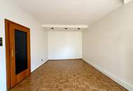 3 Zimmer Wohnung mit separater Küche und Balkon