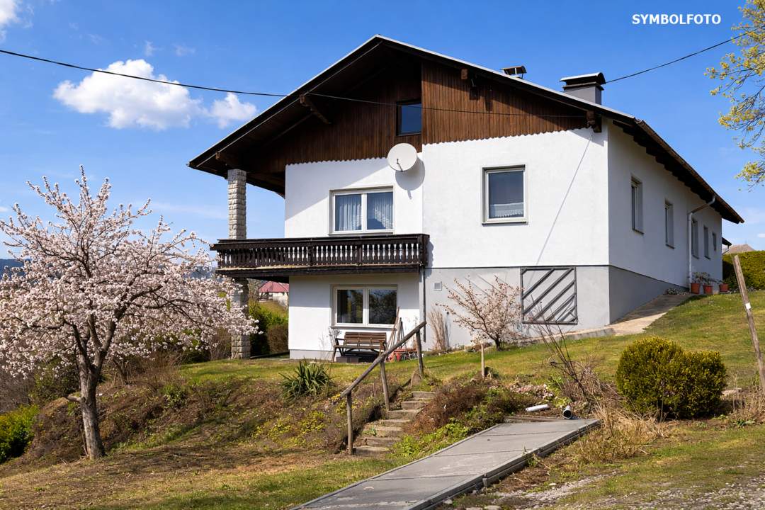 Zuhause mit Garten, Weitblick und viel Raum für Familien