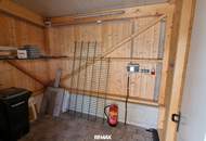 Neuwertige Doppelhaushälfte mit Carport und PV-Anlage in Reichersdorf