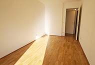 LORYSTRASSE, U3-NÄHE, sonnige 74 m2 Neubau mit 8 m2 Balkon, 2 Zimmer, Wohnküche, Wannenbad, Garage möglich, 3. Liftstock