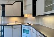 Geräumiges Ein- bzw. Zweifamilienhaus mit Wirtschaftsgebäude