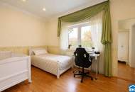 Exklusive Luxusvilla mit großzügigem Garten, Pool und beeindruckender Wohnfläche