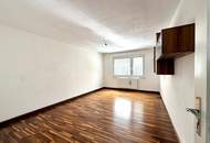 Sehr gut aufgeteilte 3 Zimmerwohnung mit separater Küche und KFZ-Stellplatz