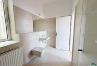 Erstbezug nach Sanierung: Traumhafter 4-Zimmer-Altbau mit moderner Ausstattung