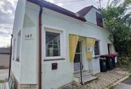 Kleines, sanierungsbedürftiges Haus in ruhiger Lage mit vielseitig nutzbarem Nebengebäude