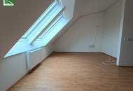 Dachgeschosswohnung mit großer Terrasse! Einziehen & unbefristet wohlfühlen!