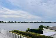 Direkt am See gelegen – in erster Reihe! Traumhaft schönes Grundstück am Neufelder See | Perfekt für einen Neubau