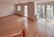 Helle Dachgeschosswohnung mit 3 Schlafzimmern, Kamin &amp; Dachterrasse