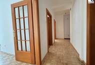 Schöne 3-ZIMMERWOHNUNG, 80m², 1.Bezirk, Grünblick, Gonzagagasse // 3-ROOM CITY APARTMENT at "MORZINPLATZ"