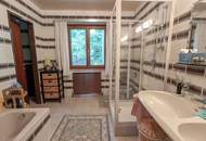 WOHNIDYLLE AM WIENERWALD – TRAUMGARTEN MIT SCHWIMMTEICH & PAVILLON IN ABSOLUTER RUHELAGE