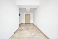 Heller Büro-/Lagerraum mit ca. 11m² | U-Bahnnähe und Lastenaufzug vorhanden