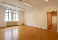 TOLLER BLICK über die MARIAHILFER STRASSE! Helles Büro mit sehr gutem Grundriss im 3. Liftstock