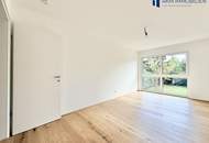 * ERSTBEZUG * Doppelhaushälfte mit 2 Stellplätzen in attraktiver und zentraler Lage