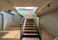 Hochwertige Retailfläche auf zwei Ebenen mit großzügigen Auslagen und hoher Sichtbarkeit