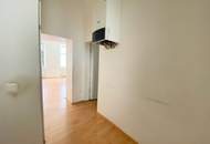 SONNIG und RUHIG! ALTBAU-WOHNUNG zu SANIEREN