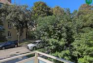 Cottage-Lage: 4-Zimmer-Eigentumswohnung mit Balkon, Loggia & Garagenplatz