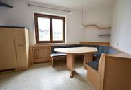 Sonnige 2-Zimmer-Wohnung mit Küche, Balkon und Garage in ruhiger Lage!