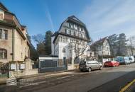 Großzügige Altbau-Residenz mit Balkon, Loggia &amp; drei En-Suite-Bädern