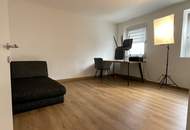 Wohnen im Grünen ohne Kompromisse - beste Infrastruktur inklusive! Gemütliche 2,5-Zimmerwohnung mit cleverer Raumaufteilung ab Sommer verfügbar!