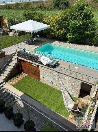 Exklusives Einfamilienhaus in Oberlaa: Wohnen auf höchstem Niveau!