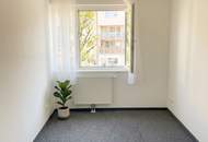 Moderne 4-Zimmer-Dachgeschosswohnung mit Loggia & Terrasse in Liesing