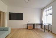 2-Zimmer-Altbauwohnung nahe U1 | Balkon vorübergehend bewilligt