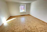 3-Zimmer Wohnung mit eigenen Garten!