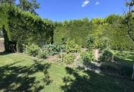 Attraktives Mehrfamilienhaus mit Garten, Terrasse, Pool &amp; Garage!