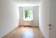 Erstbezug nach Sanierung * 3 Zimmer Wohnung mit Balkon in ruhiger Lage