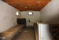 EHEM. KLEINES BAUERNHAUS IN DORFLAGE!