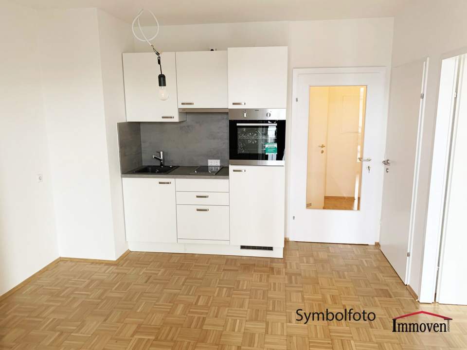 UNBEFRISTET - Generalsanierte 1-Zimmerwohnung mit Balkon Nähe Murpromenade!