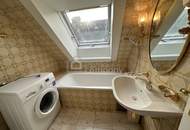 Bregenz - Zentrale Innenstadtlage, auf fast 90 m2 Wohnfläche, 3. Stock, Aussicht von 2 Balkonen auf die Dächer der Stadt.