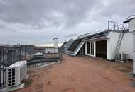 Exklusives Dachgeschoss mit 6 Zimmern, 2 Terrassen & Wellnessbereich |als WG oder Büro nutzbar