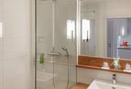 Wohntraum am Wörthersee: Exklusives Appartement mit Terrasse, Seeblick und Seezugang (inkl. 4 Baderechte)