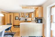 Wohnen mit Charakter: Historisches Mehrfamilienhaus mit drei separaten Einheiten, Werkstatt &amp; Naturparadies