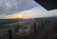 Stephansdom &amp; Sonnenuntergang inklusive: Gemütliche Vierzimmer-Wohnung mit Concierge, Party &amp; BBQ Lounge, Pool usw.