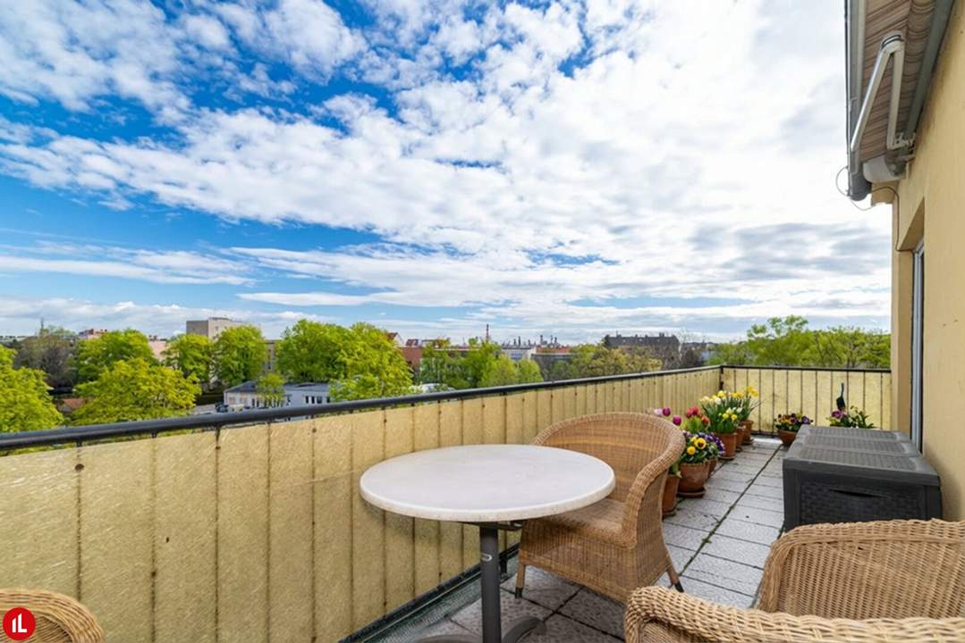 Familienwohnung in Schwechat: 2-Zimmer mit Stadtblick und Stellplatz!