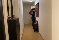 15380 Außergewöhnliche Innenstadtlage, neu renoviert, 5 Minuten zum Bahnhof, Altbau, Lift!