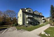 3 Zimmer Wohnung mit Balkon &amp; Parkplatz