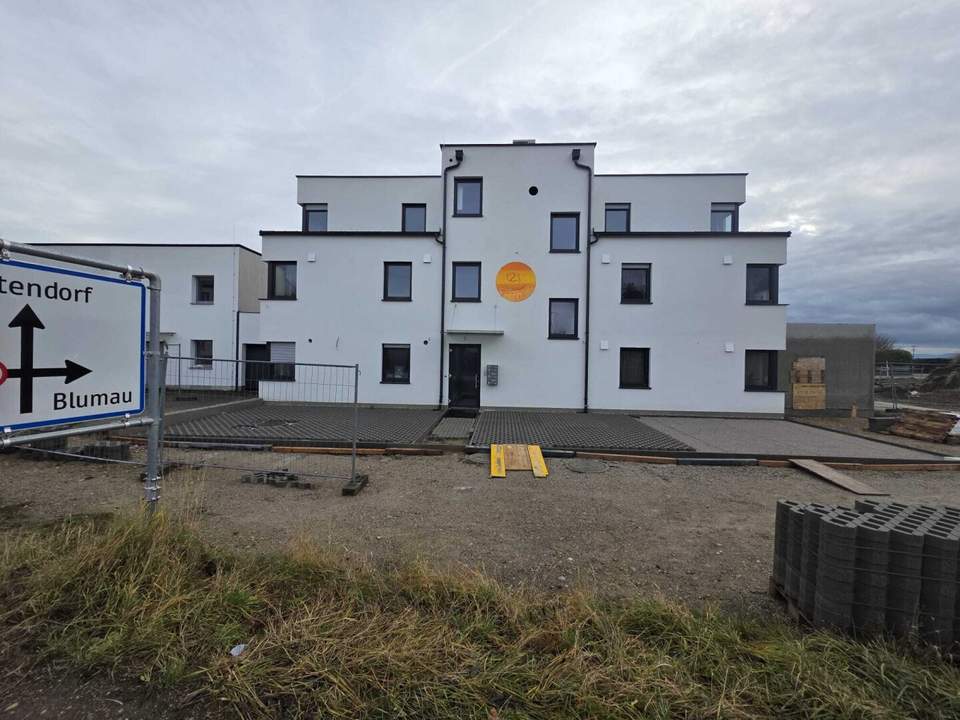 Moderne 2-Zimmer-Wohnung in Teesdorf: Terrasse, zwei Stellplätze & Glasfaser für 250.000 €!