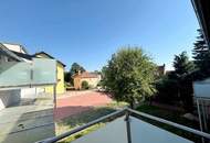 Vier Zimmerwohnung mit Balkon!