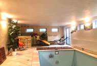 Panorama- & Wohlfühloase am Dunkelsteinerwald mit Hallenbad. Top-Lage zu einem Preis, der zum Zugreifen einlädt.